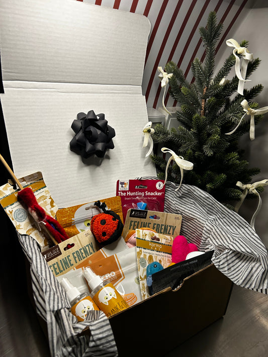 HERO Dog Treats Holiday Box